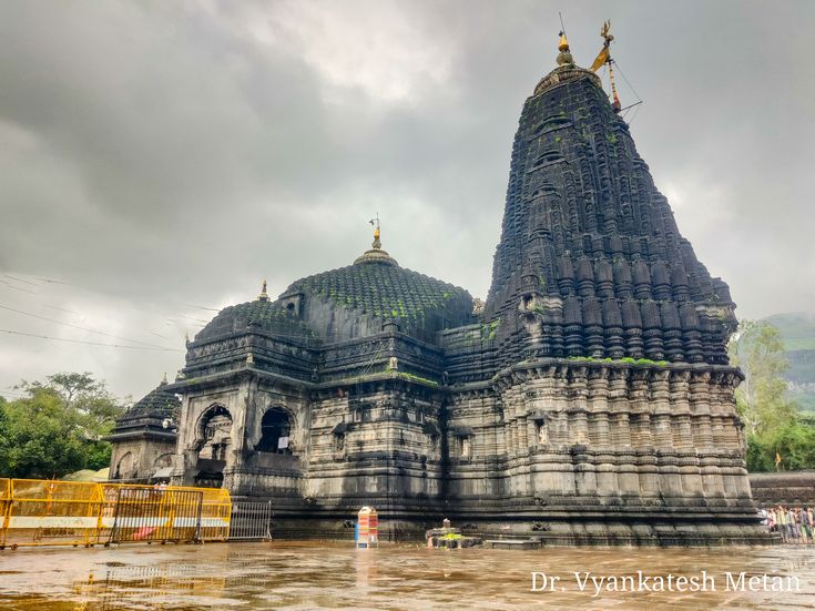 Shirdi Jyotirlinga & Maharashtra Pilgrimage Package