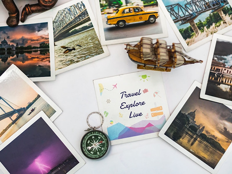 Travel agency in Delhi offering customized holiday packages, 24/7 support, best price, and worldwide destinations with iconic landmarks and travel images.